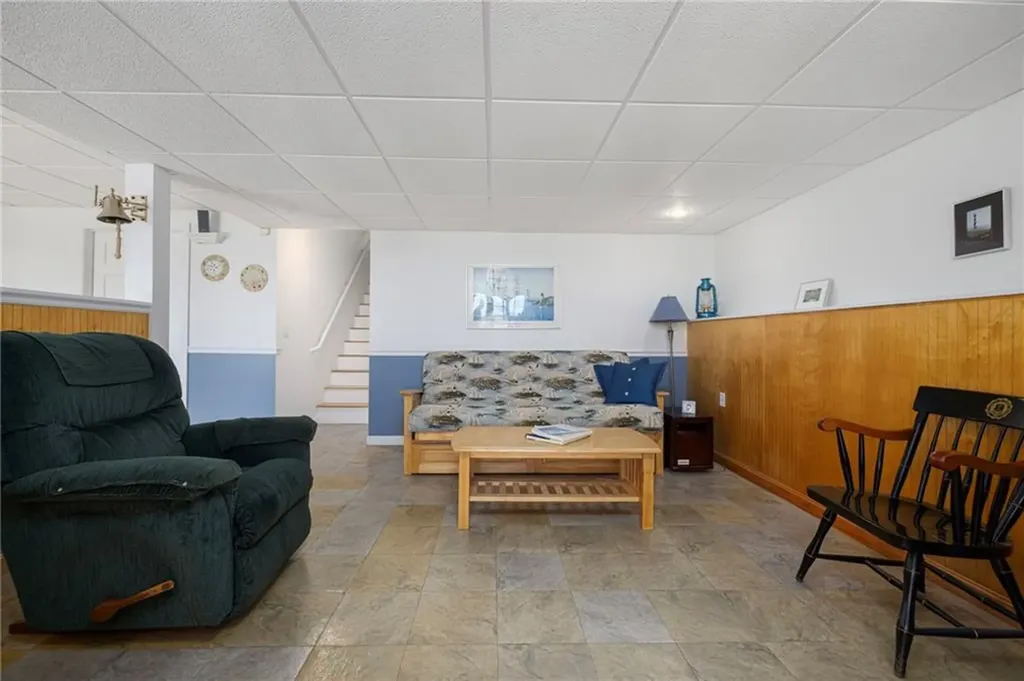 217 Rolling Hill Road Portsmouth RI 02871