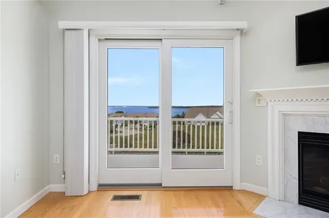 217 Rolling Hill Road Portsmouth RI 02871