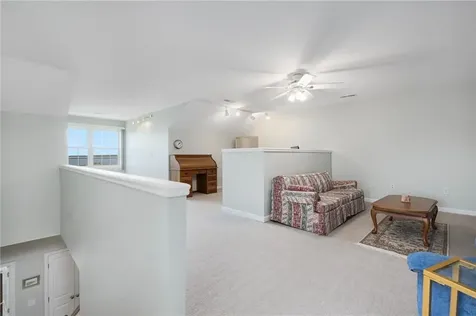 217 Rolling Hill Road Portsmouth RI 02871