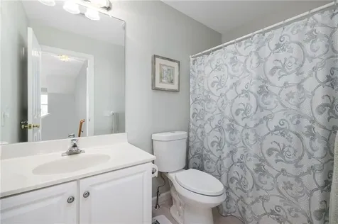 217 Rolling Hill Road Portsmouth RI 02871