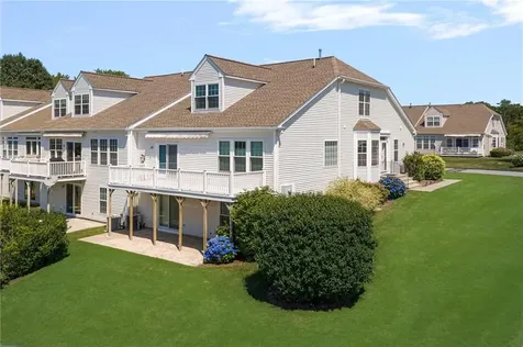 217 Rolling Hill Road Portsmouth RI 02871