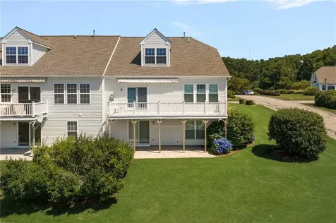 217 Rolling Hill Road Portsmouth RI 02871