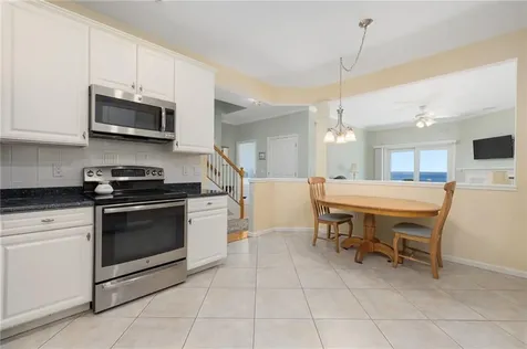 217 Rolling Hill Road Portsmouth RI 02871