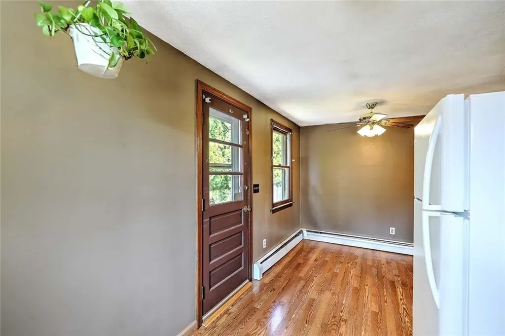 104 Stanton Avenue East Providence RI 02915