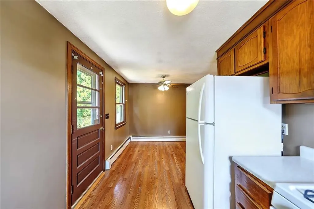 104 Stanton Avenue East Providence RI 02915