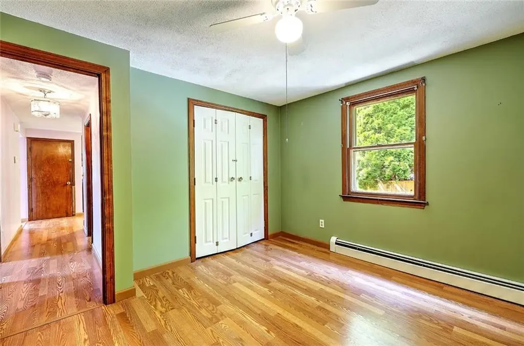 104 Stanton Avenue East Providence RI 02915