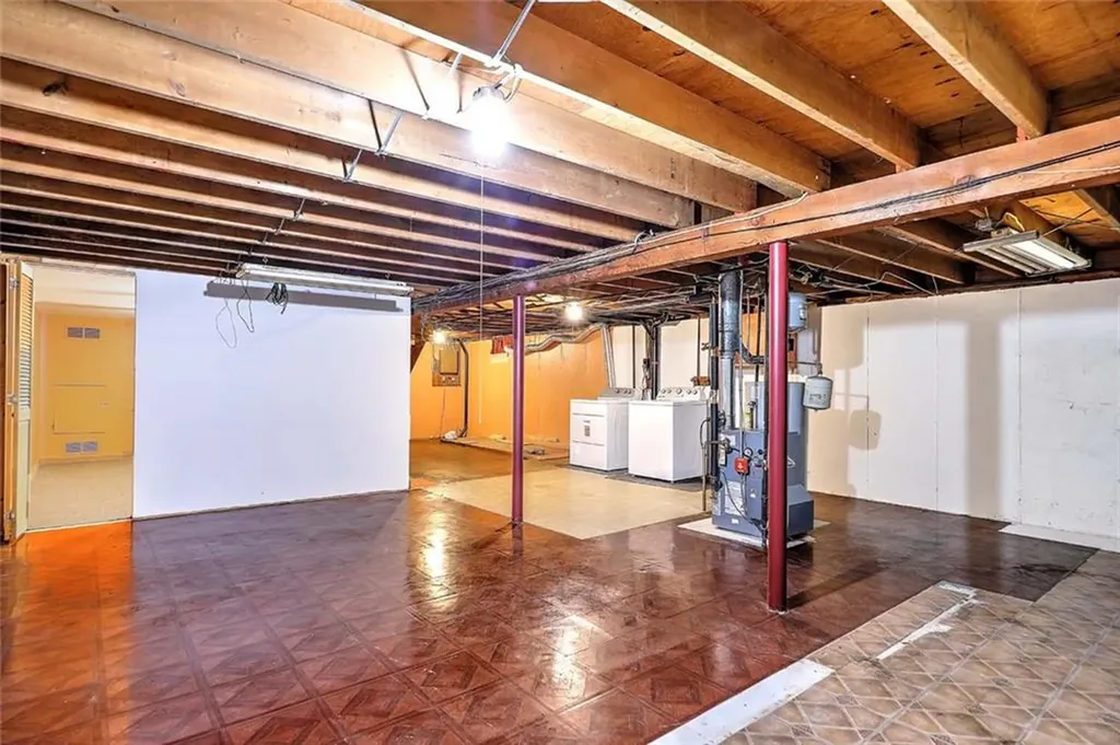 104 Stanton Avenue East Providence RI 02915
