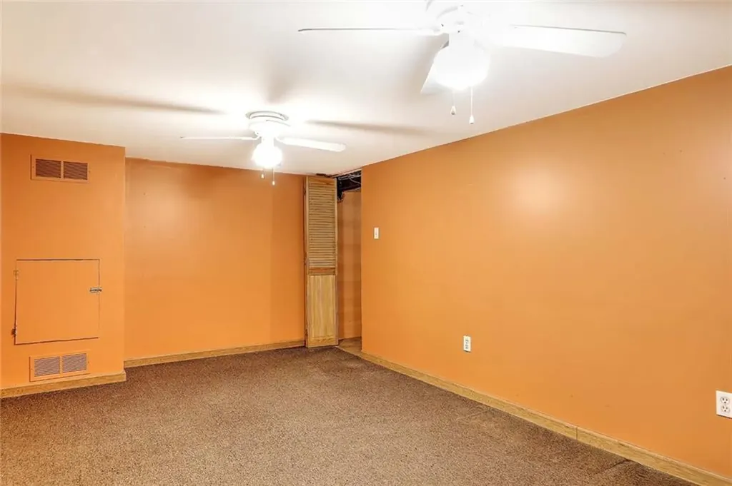 104 Stanton Avenue East Providence RI 02915