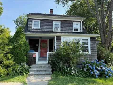 124 Beach Road Bristol RI 02809