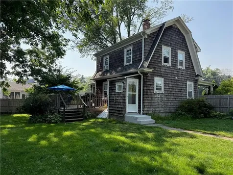 124 Beach Road Bristol RI 02809
