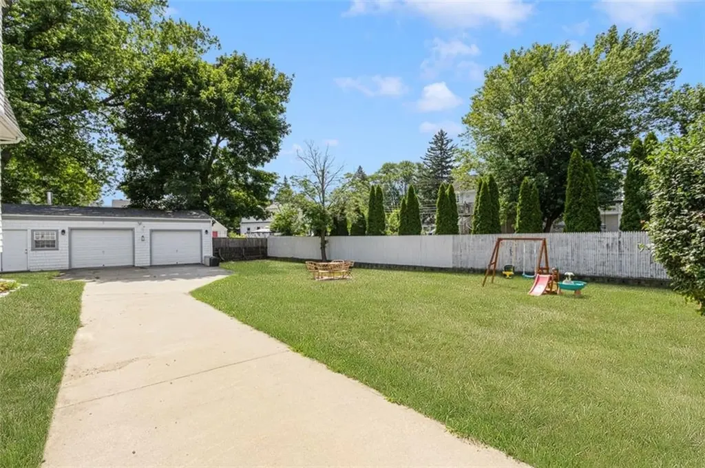 11 Minerva Avenue Cumberland RI 02864