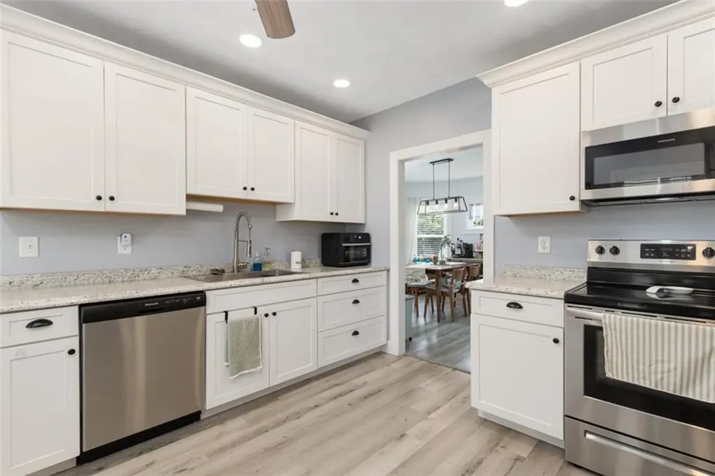11 Minerva Avenue Cumberland RI 02864