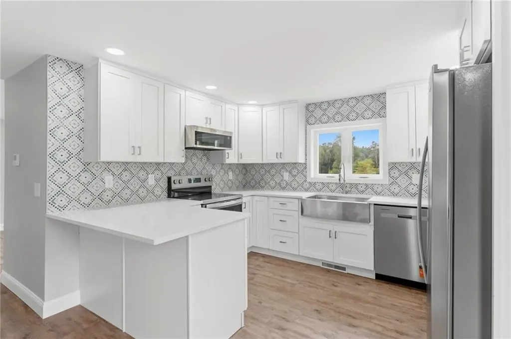 109 Hudson Pond Road West Greenwich RI 02817