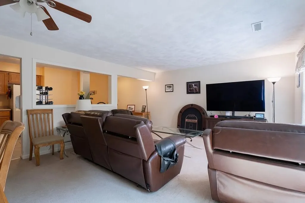 703 Brookhaven Lane Woonsocket RI 02895
