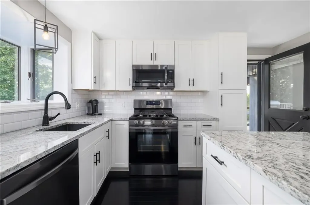 11 Loxley Drive Johnston RI 02919