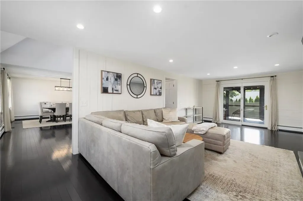 11 Loxley Drive Johnston RI 02919