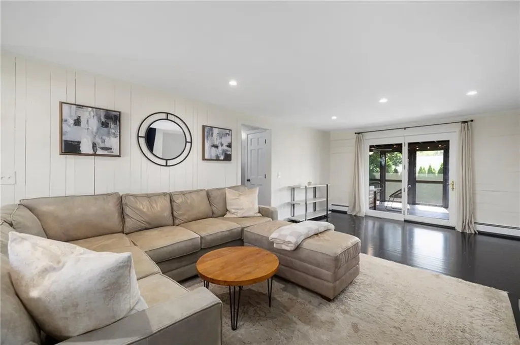 11 Loxley Drive Johnston RI 02919