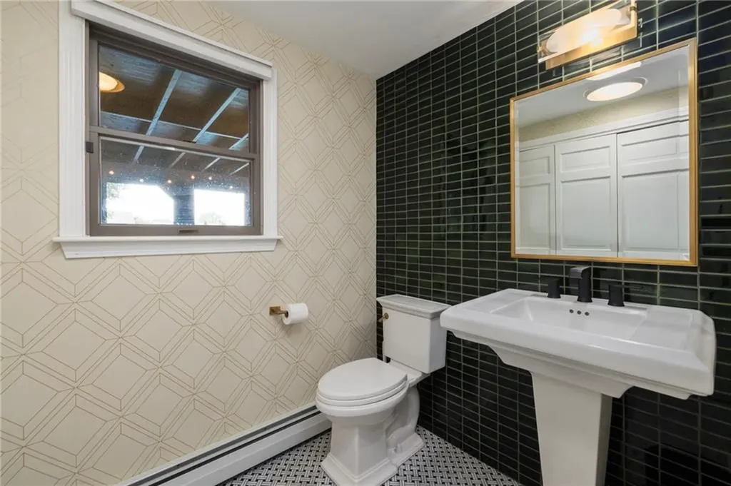 11 Loxley Drive Johnston RI 02919