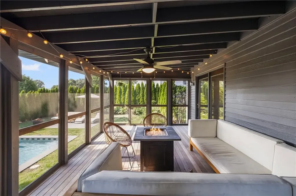 11 Loxley Drive Johnston RI 02919