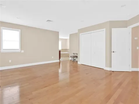 75 Wood Street Bristol RI 02809