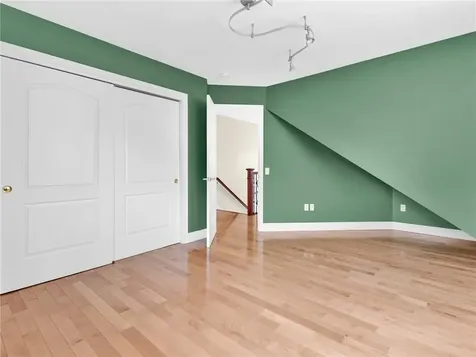 75 Wood Street Bristol RI 02809