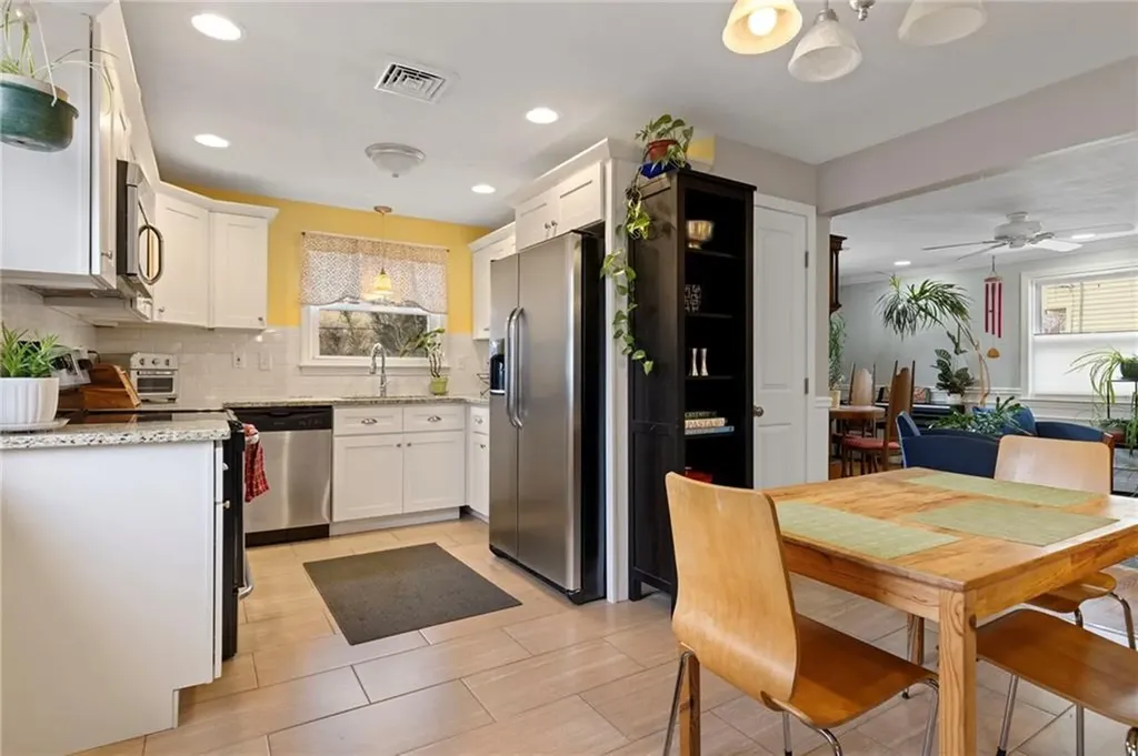65 Marion Avenue S Cranston RI 02905
