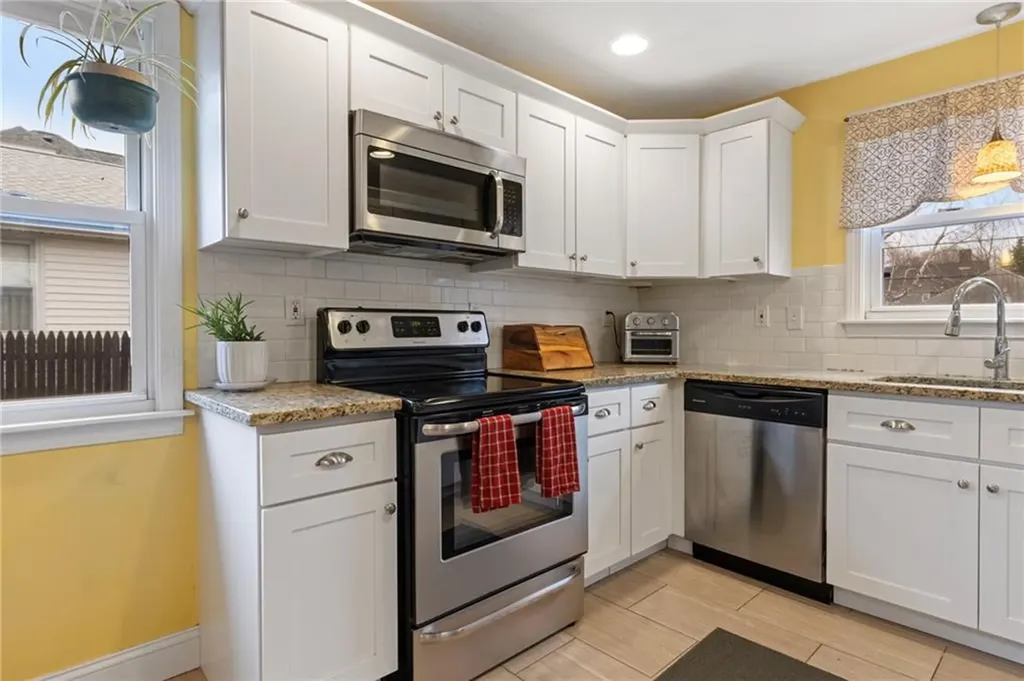 65 Marion Avenue S Cranston RI 02905