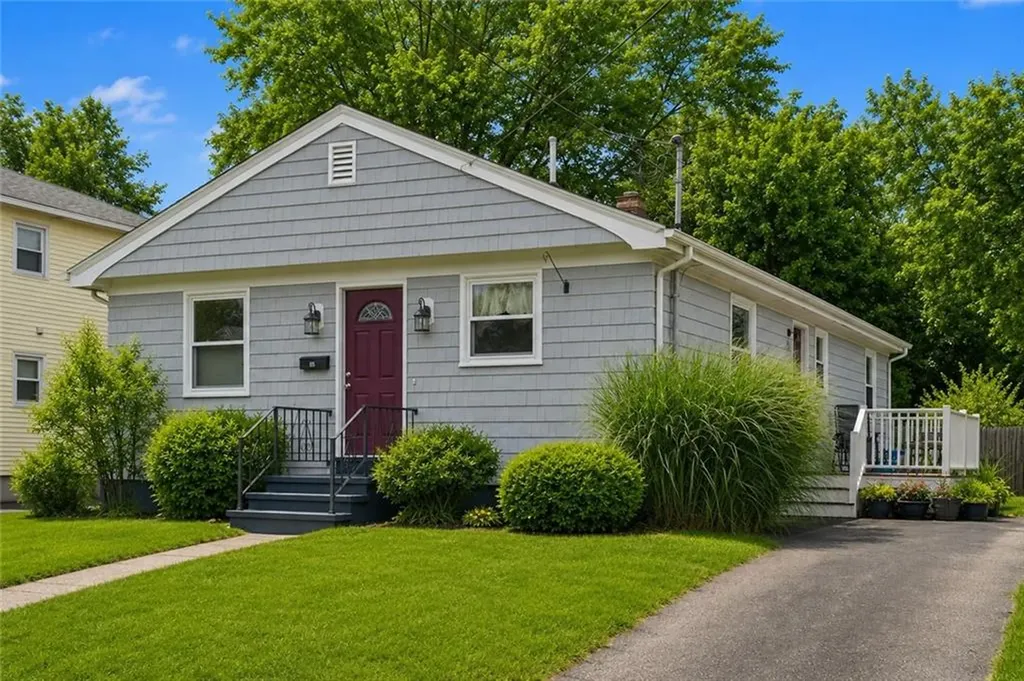 65 Marion Avenue S Cranston RI 02905