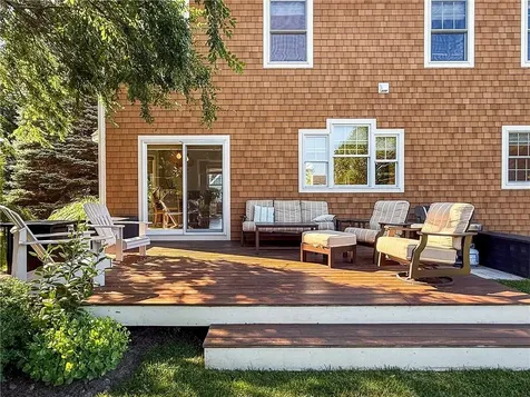 59 Peaceful Way Portsmouth RI 02871