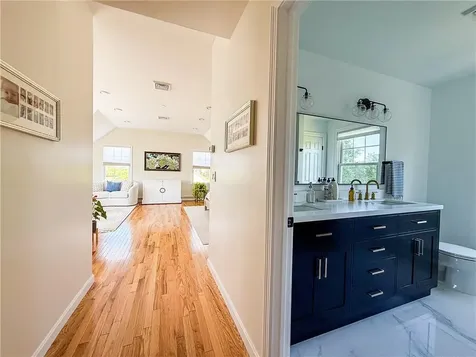 59 Peaceful Way Portsmouth RI 02871