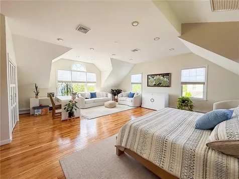 59 Peaceful Way Portsmouth RI 02871