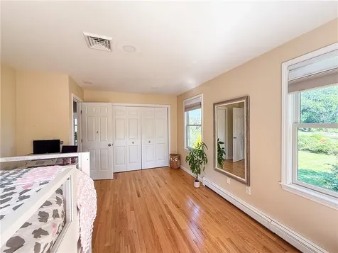 59 Peaceful Way Portsmouth RI 02871