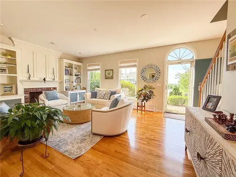 59 Peaceful Way Portsmouth RI 02871
