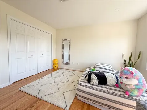 59 Peaceful Way Portsmouth RI 02871