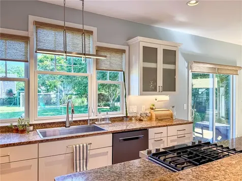 59 Peaceful Way Portsmouth RI 02871
