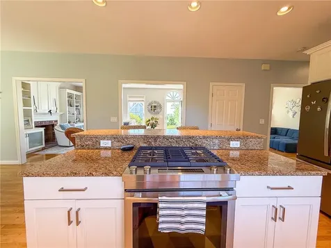 59 Peaceful Way Portsmouth RI 02871