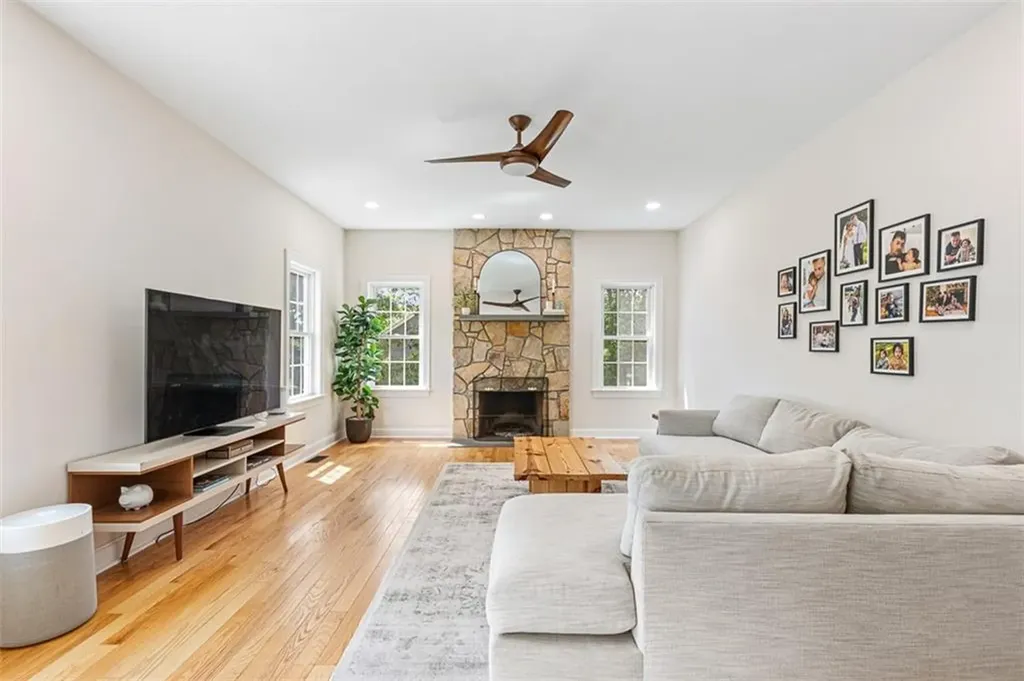670 Hickory Road North Attleboro MA 02760
