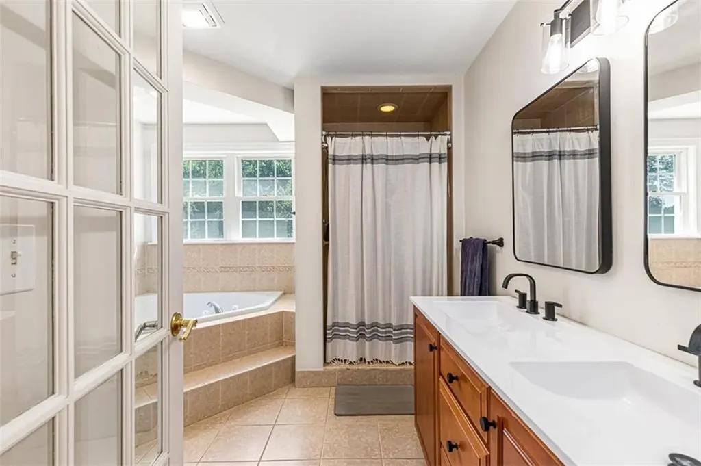 670 Hickory Road North Attleboro MA 02760