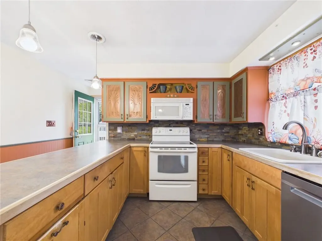 10 Grandview Drive Cumberland RI 02864