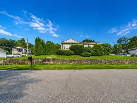10 Grandview Drive Cumberland RI 02864