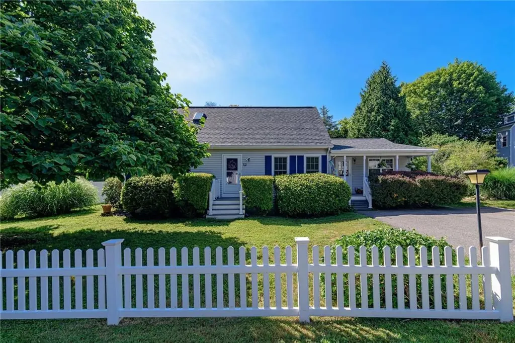 6 Christopher Street South Kingstown RI 02879