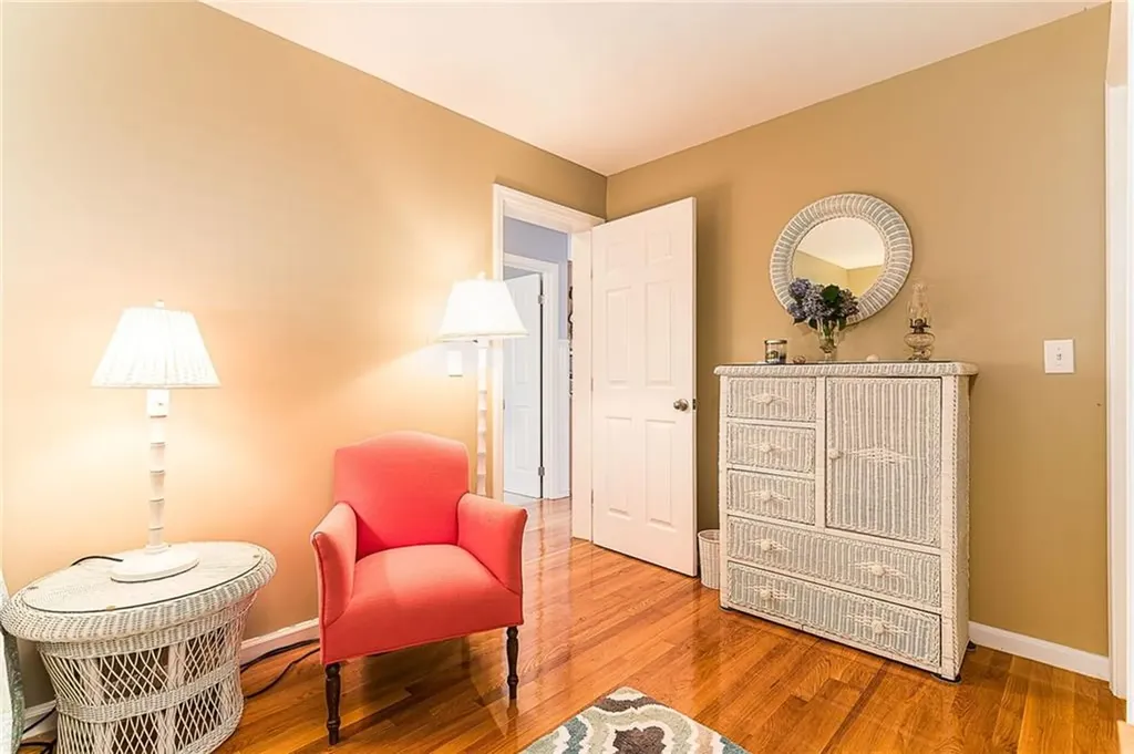 6 Christopher Street South Kingstown RI 02879