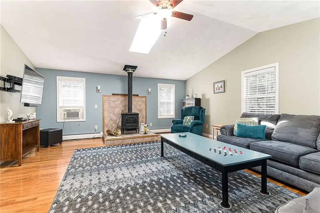 6 Christopher Street South Kingstown RI 02879