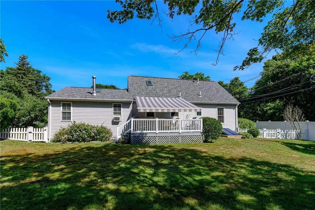 6 Christopher Street South Kingstown RI 02879
