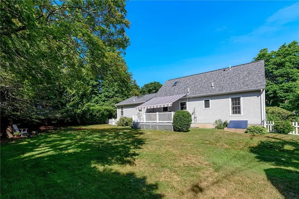 6 Christopher Street South Kingstown RI 02879