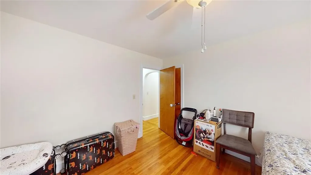 23 Iona Street Providence RI 02908