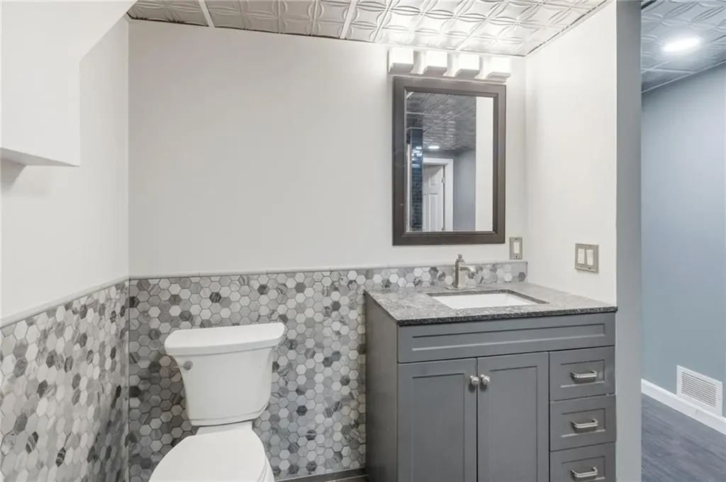 151 Rome Drive Cranston RI 02921