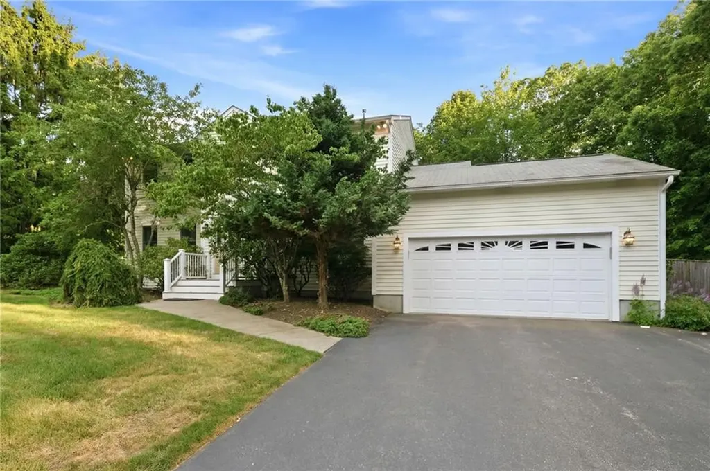 151 Rome Drive Cranston RI 02921