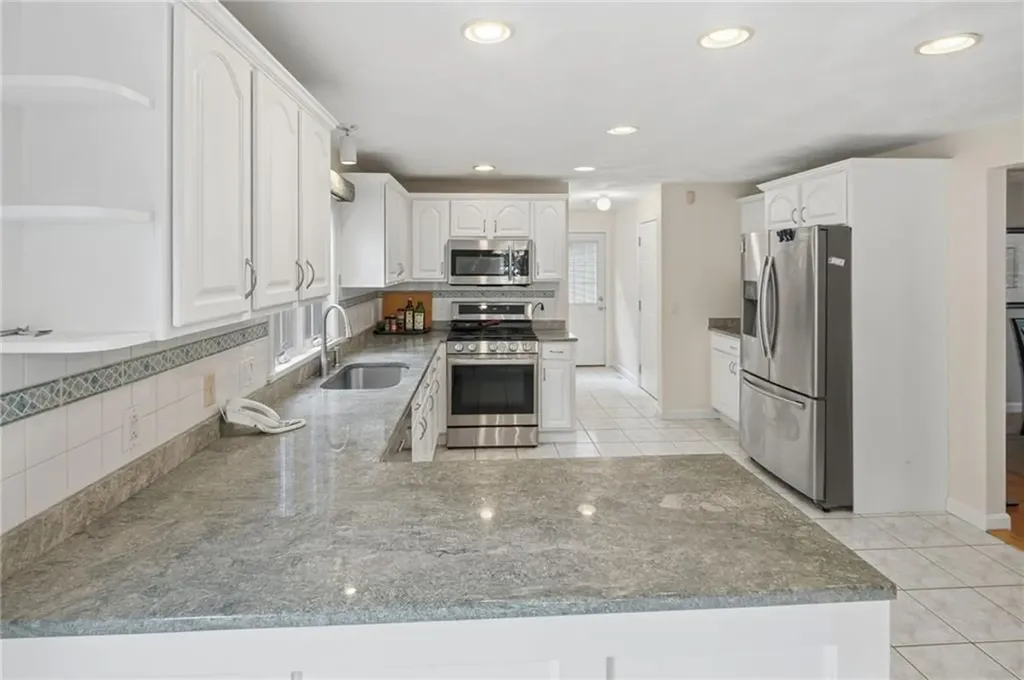 151 Rome Drive Cranston RI 02921