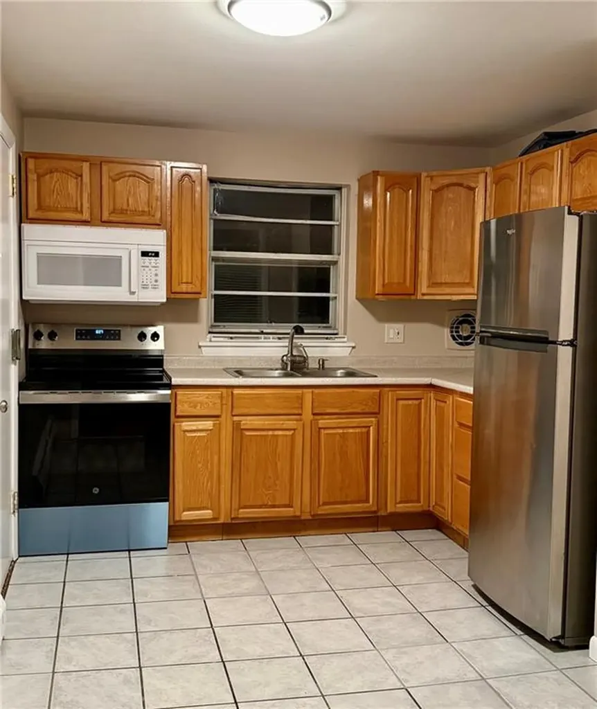 70 Carroll Avenue Newport RI 02840